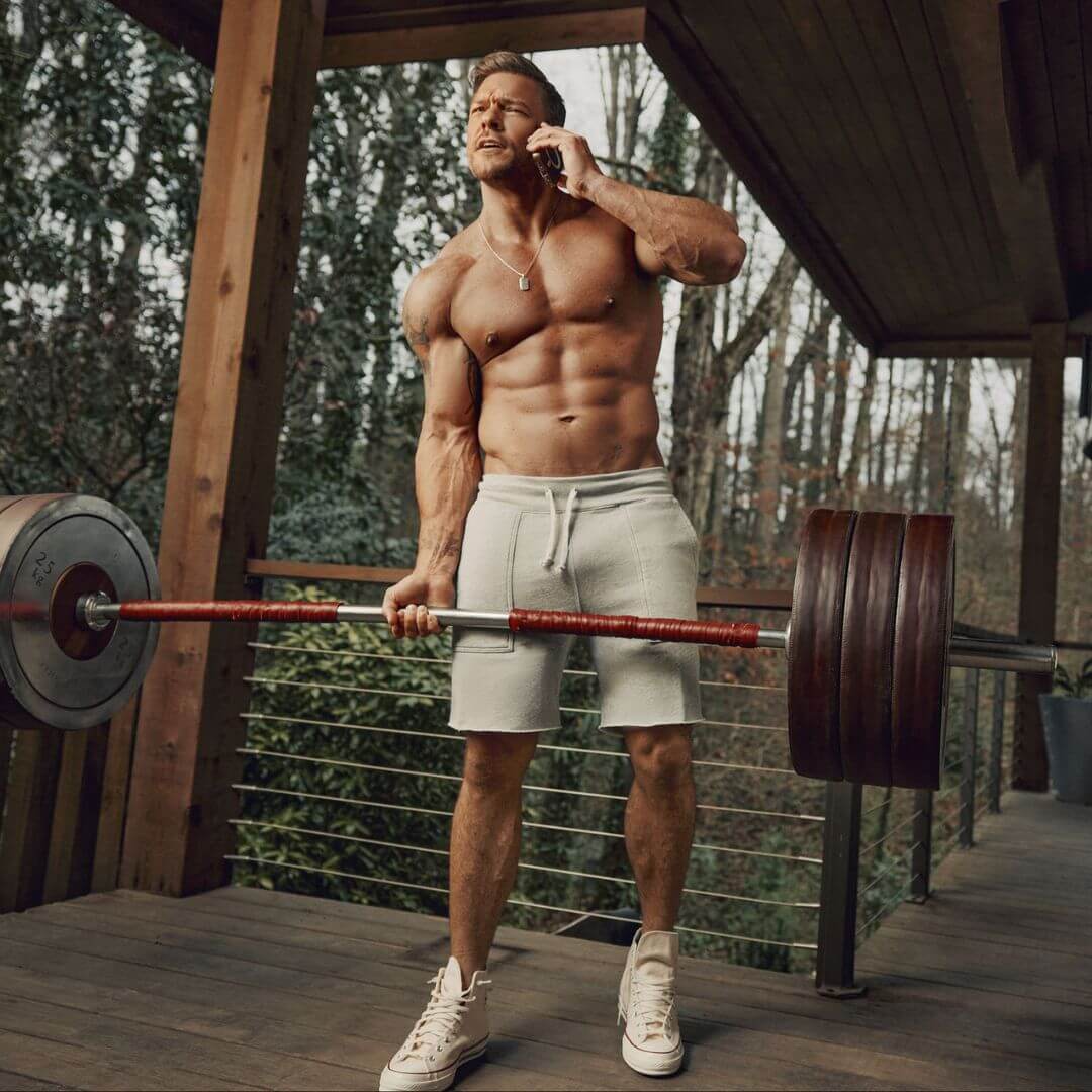 alan ritchson workout and diet plan