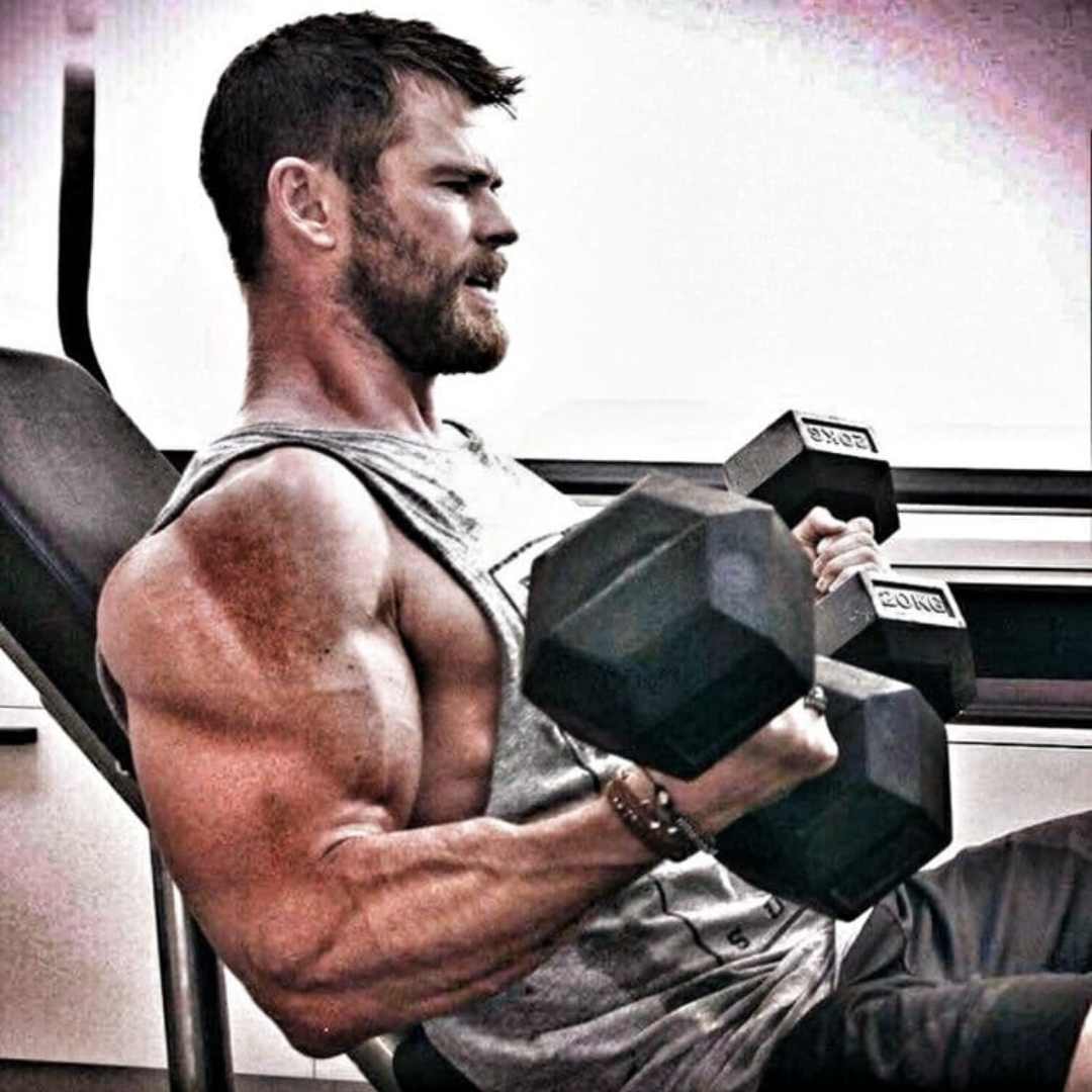 is chris hemsworth on steroids