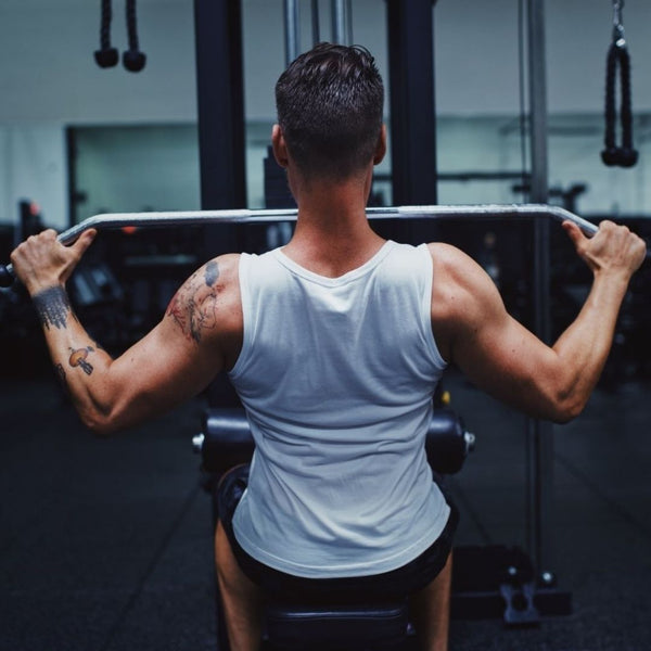 Lat Pulldowns: Front or Behind the Neck? Best for a Big Back