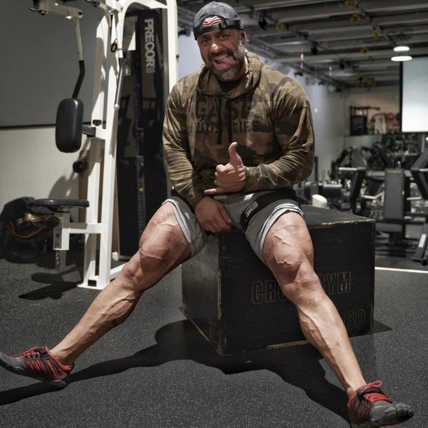 5 Best Leg Extension Alternatives for Muscular Quads - SET FOR SET