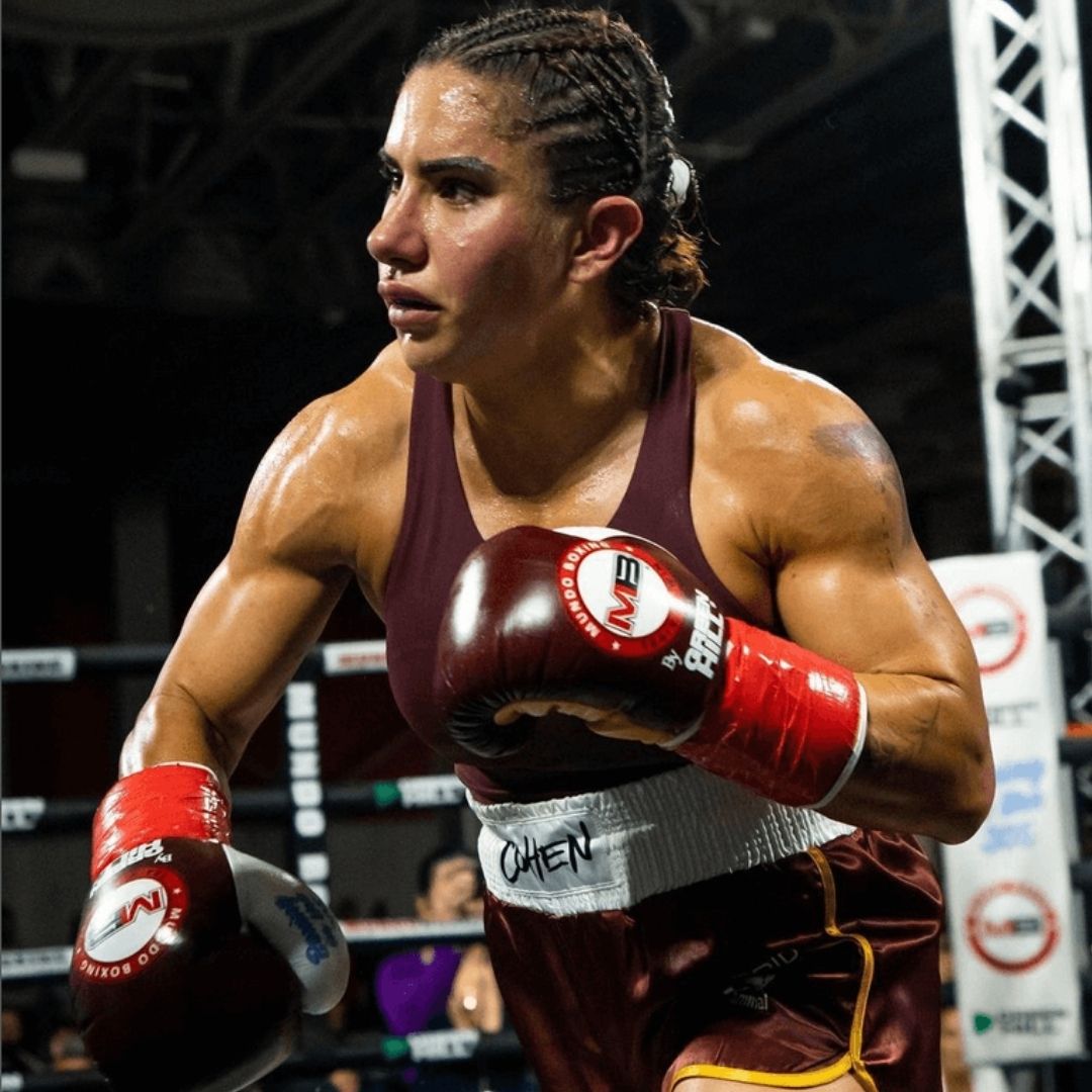 World Record Powerlifter Stefanie Cohen is Getting Into Boxing and She's  Looking Sharp!
