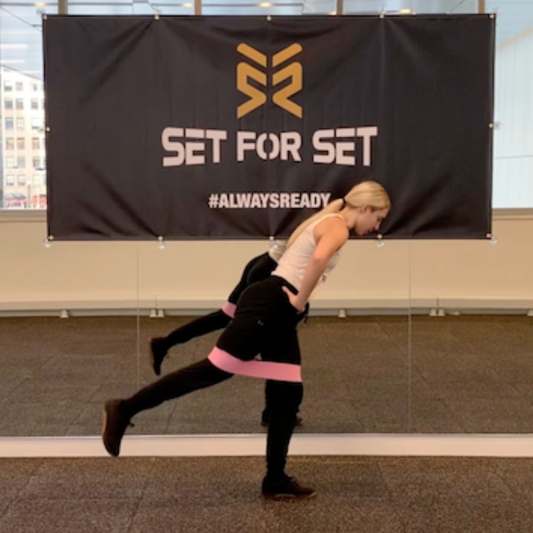 Here's the Best Booty Band Workout for Your Glutes & Thighs - SET FOR SET
