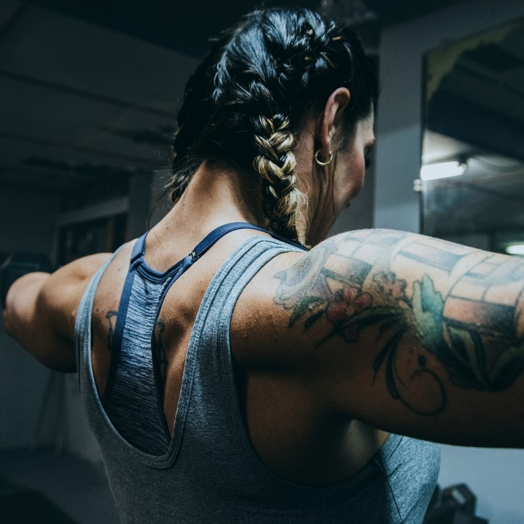 how to reduce broad shoulders female