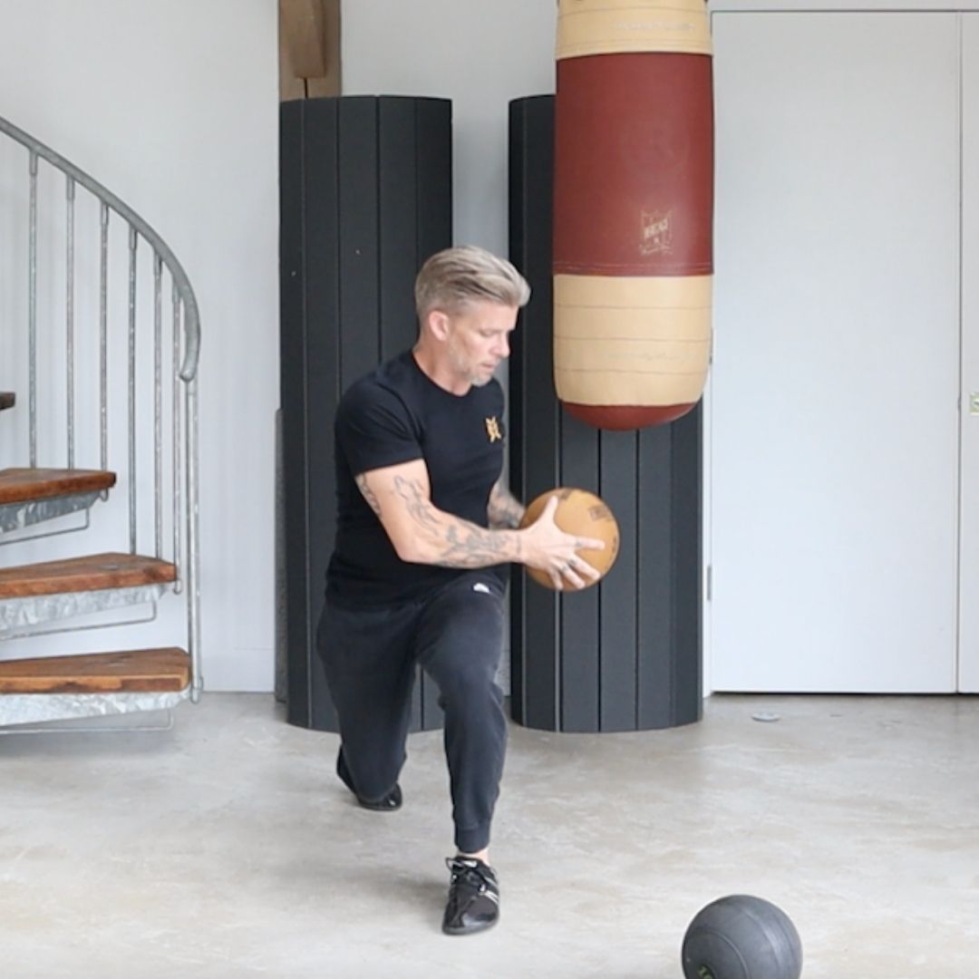 How to Do Medicine Ball Slams: Techniques, Benefits, Variations