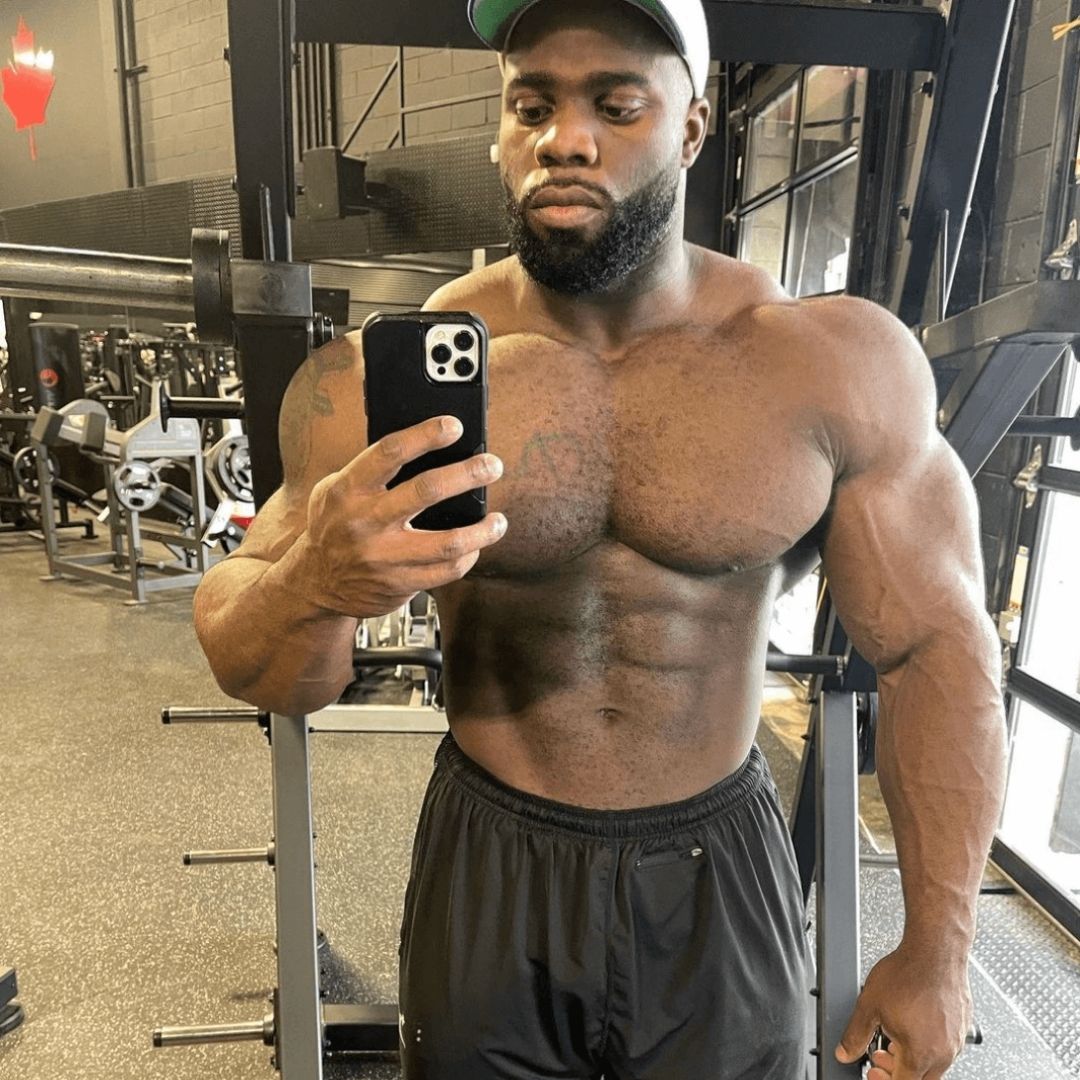 IFBB Pro Quinton Eriya's Complete Chest Workout - SET FOR SET